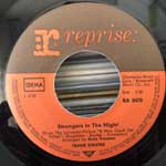 Frank Sinatra Strangers In The Night (7", Single, Mono) Frank Sinatra Strangers In The Night (7", Single, Mono)