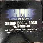 Snoop Doggy Dogg Featuring JD - We Just Wanna Party With You