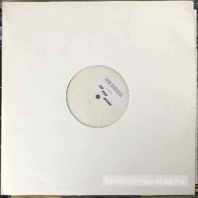 Bobezz On The Move (12", Promo) (vinyl) bakelit lemez Bobezz - On The Move (12", Promo) (vinyl) bakelit lemez