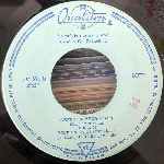 Kovács Kati,  Bencze Márta  Hull A Hó A Kéklő Hegyeken, És Mégis Mozog A Föld  (7", Single)