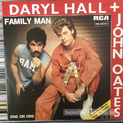 Daryl Hall - John Oates - Family Man  (7", Single) (vinyl) bakelit lemez