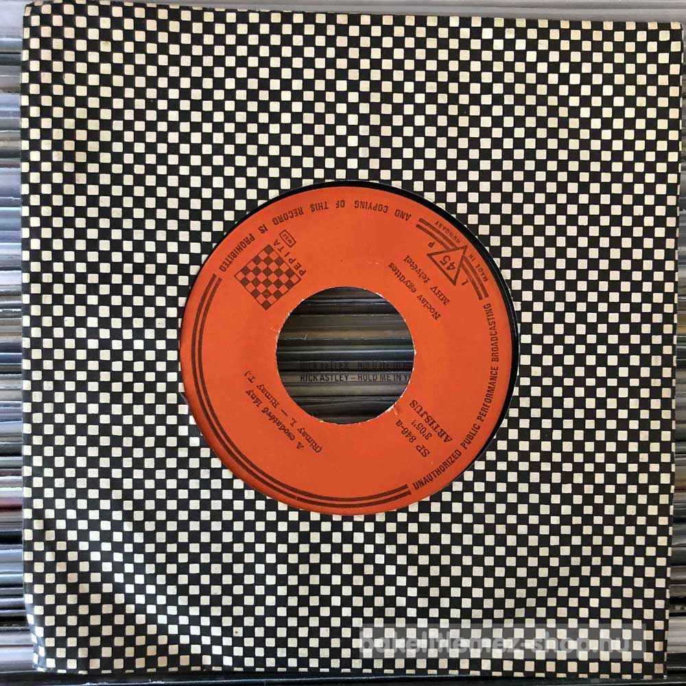 Noclav - A Csodatévő Lány, Kertitörpe