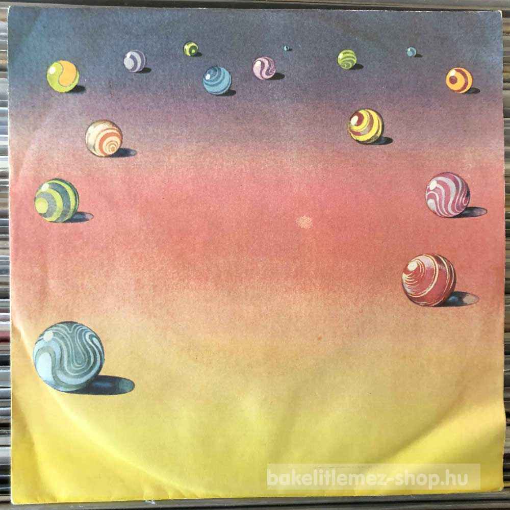 Korál - Van Egy Őszinte Dal, Válaszra Várva