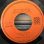 Kovács Kati,  Bencze Márta  Hull A Hó A Kéklő Hegyeken,  És Mégis Mozog A Föld  (7")