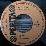 Koós János  Akit Szeretnek A Lányok  (7", Single)