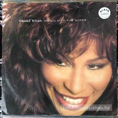 Chaka Khan - Never Miss The Water  (12", Maxi) (vinyl) bakelit lemez